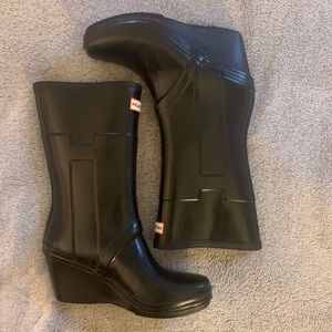 Black Wedged Hunter boots